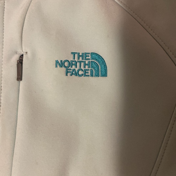 North Face Jacket - Picture 2 of 8
